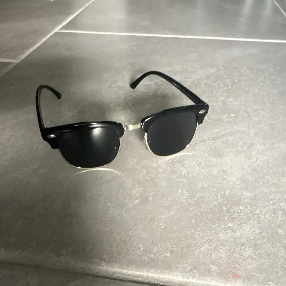 Shady Rays Oakmont unisex Sunglasses Black/Black Polarized